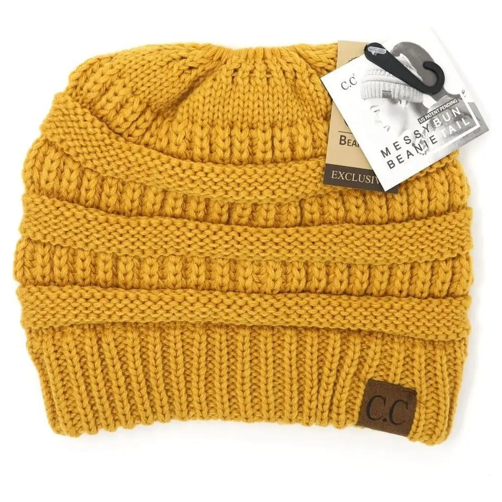 Solid  classic  cc beanie  tail 