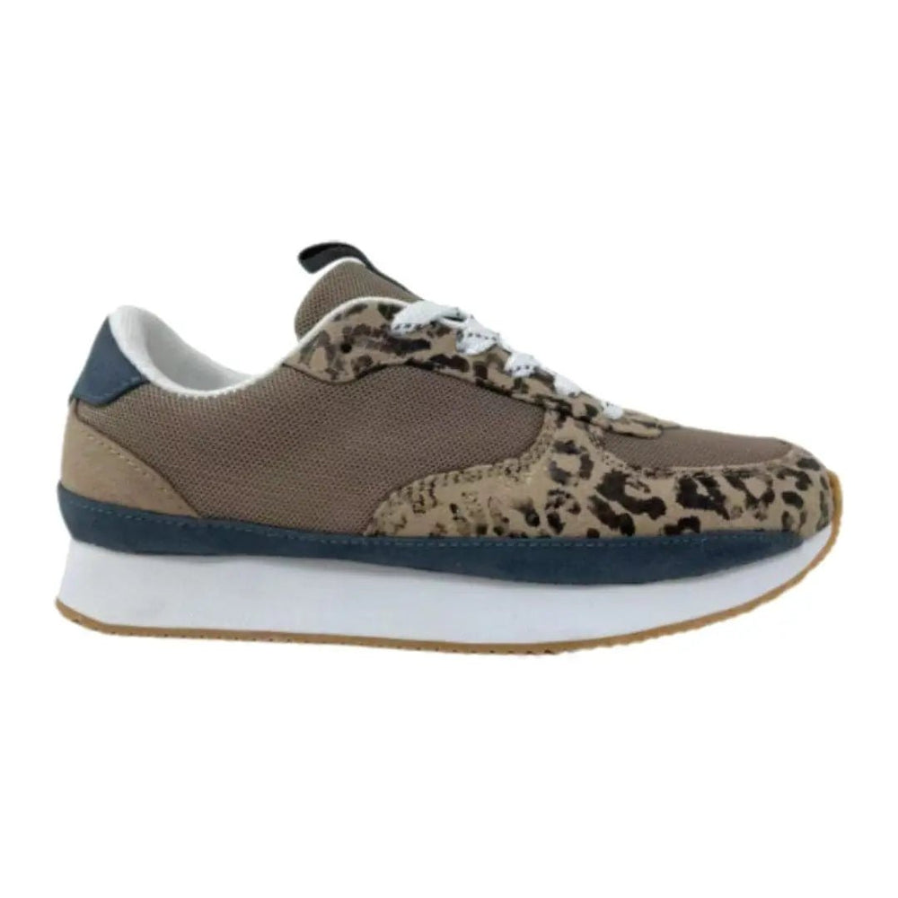 Very G Runner Sneakers - Lightweight Women's Athletic Shoes - LECCE
