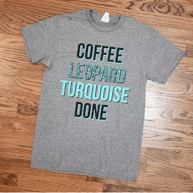 Camiseta Café, Leopardo, Turquesa, Hecho